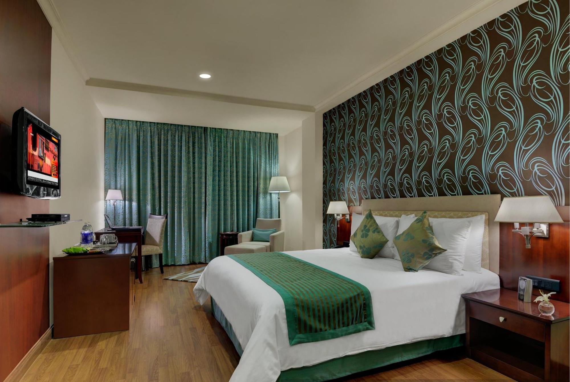 Privilege Room  with 15% Discount on Food( At Bistro Restaurant),1099820676:JPEG